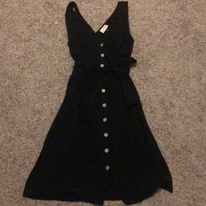 Universal Thread, black dress
